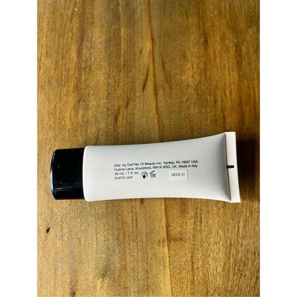 Doll 10 HydraGel Foundation Medium Shade NWT

Shade: medium/light

Shade descrip - Picture 3 of 4